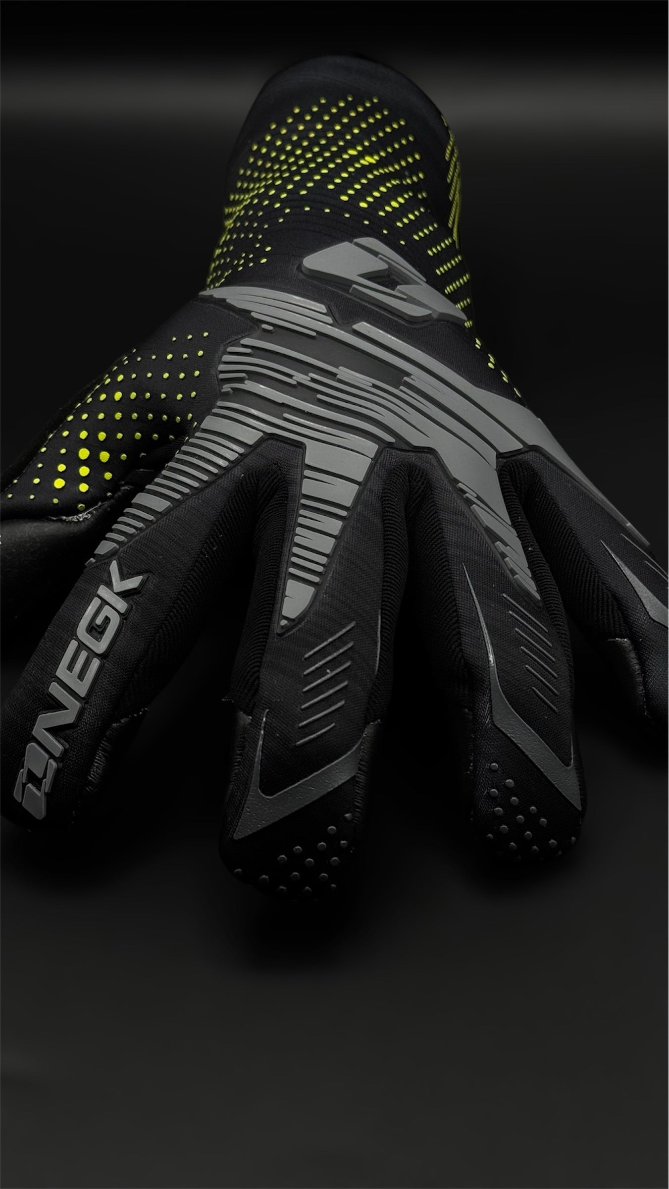 FUSION DARK